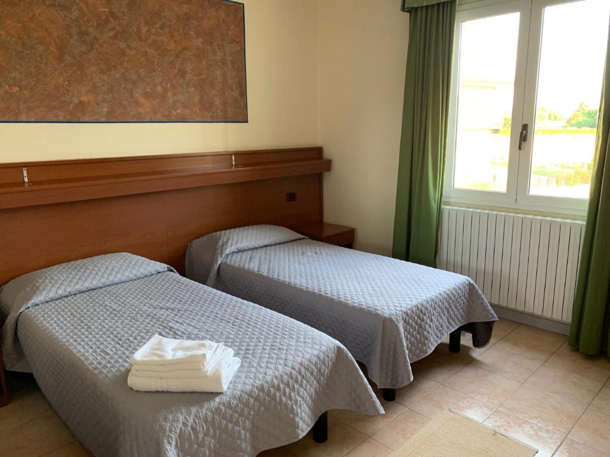 Hotel Regina Campolongo Maggiore Luaran gambar